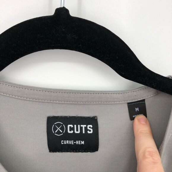 Cuts Henley Tee Mens Medium Light Gray Curve-Hem Short Sleeve - Picture 2 of 11